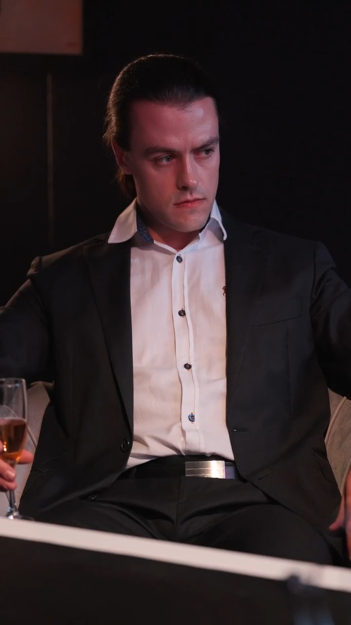Episode 9